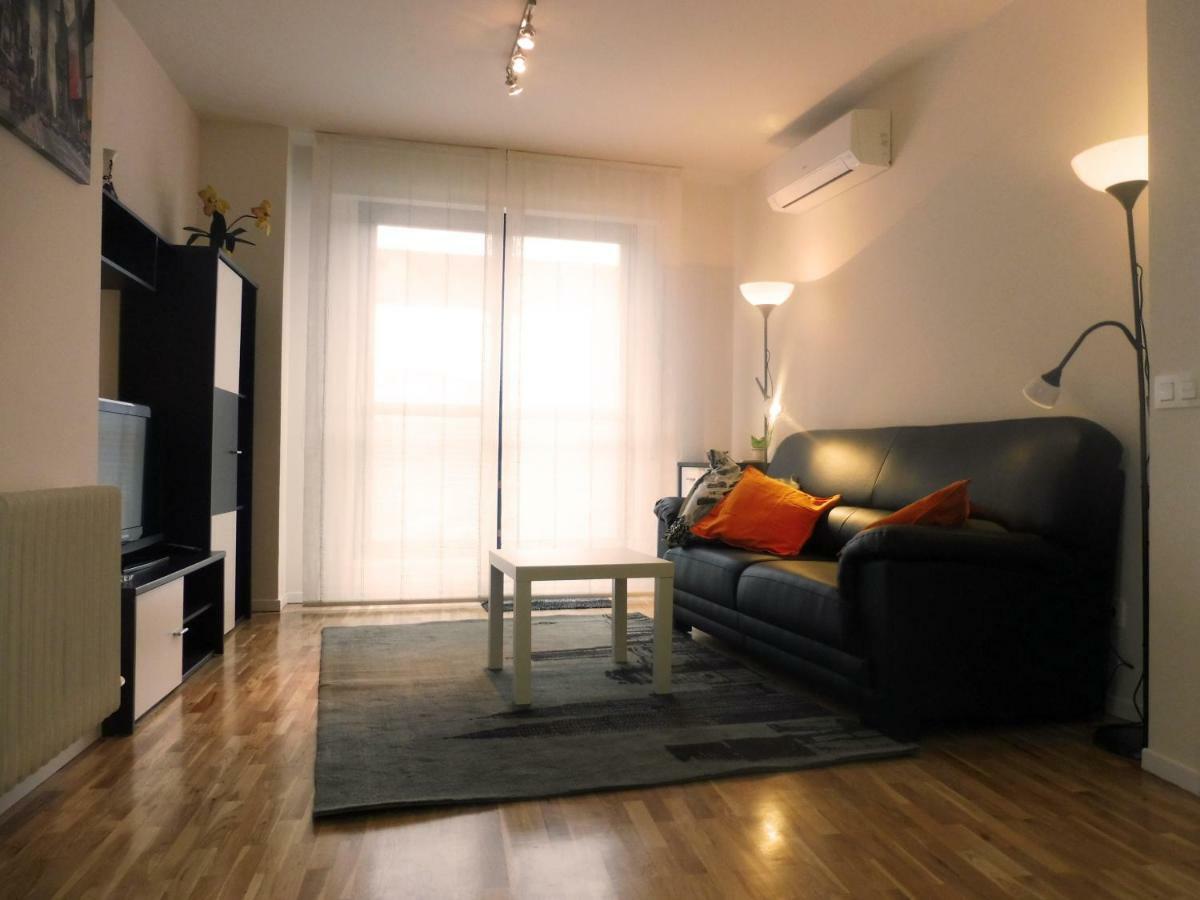 Atico En Pamplona Apartment Baranain Exterior photo